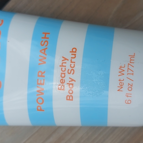 Beachy Body Scrub - Picture 2 of 4